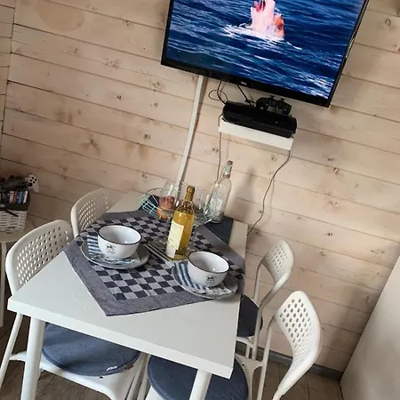 Domki U Januli Nad Jeziorem Naterskim Naterki